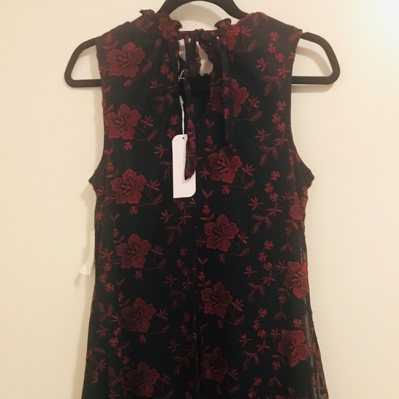 NWT black dress with deep red flower design - Picture 2 of 4